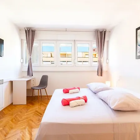Apartment Your Vacation *